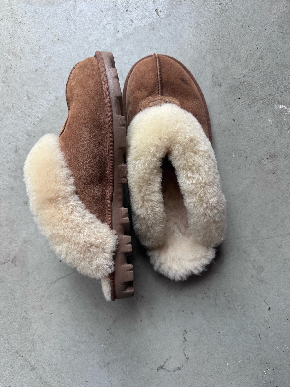 UGG Chestnut Suede Shearling-Lined Women’s Slippers Size 9 US / 40 Euro - Picture 2 of 7